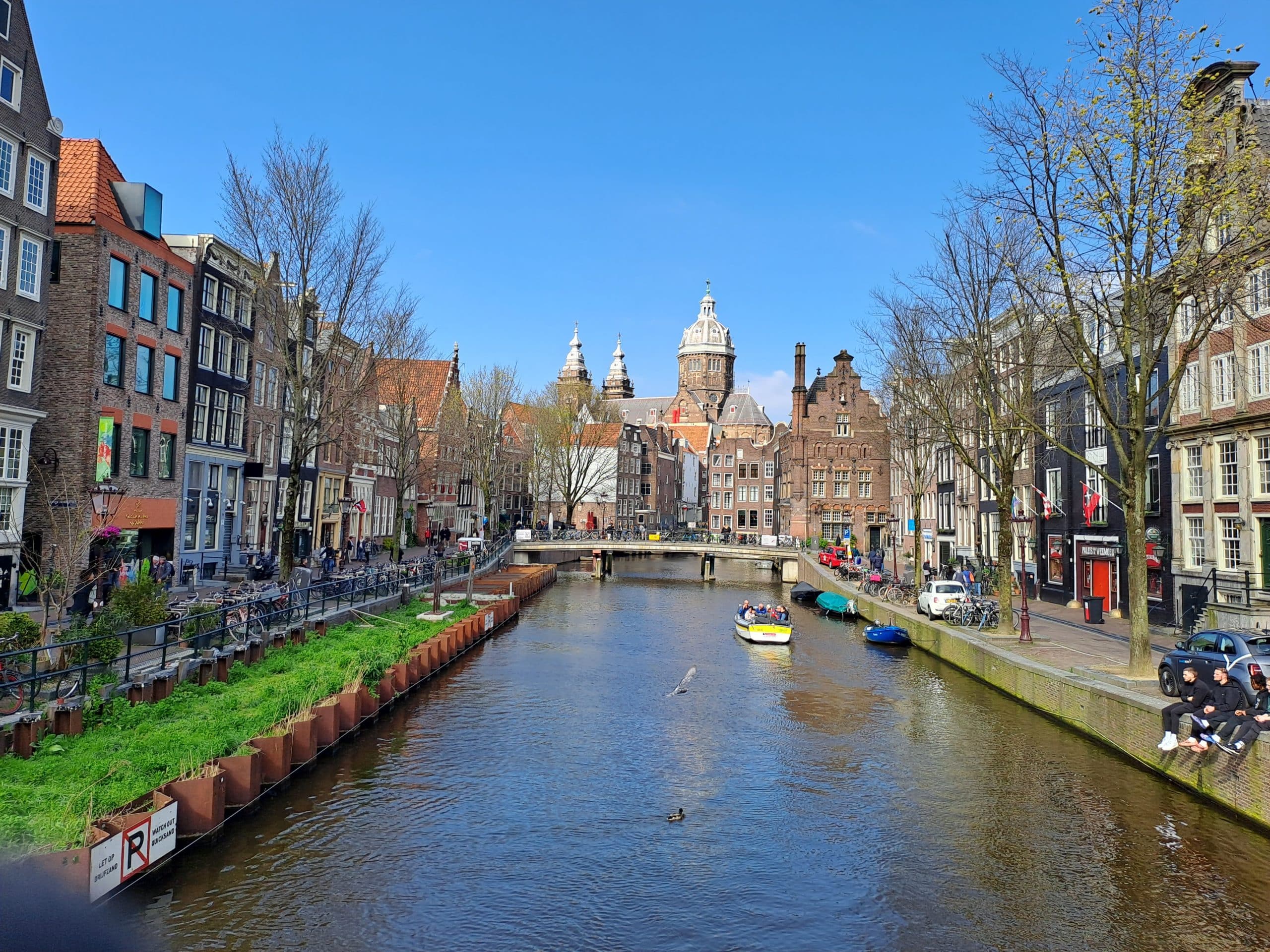 BRIGITTE - AMSTERDAM visites et découverte ambiance ville d_Europe - LES VOYAGES FRANJEAU