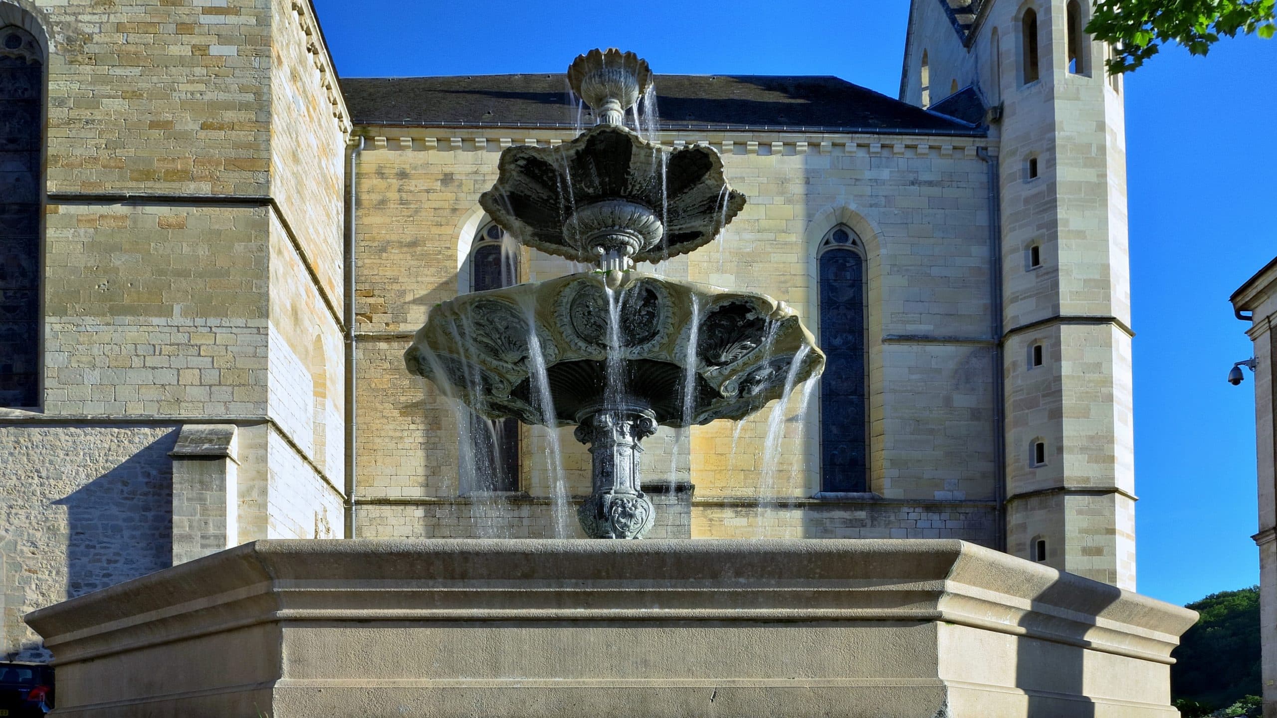 Terrasson,_fontaine_de_l'abbaye