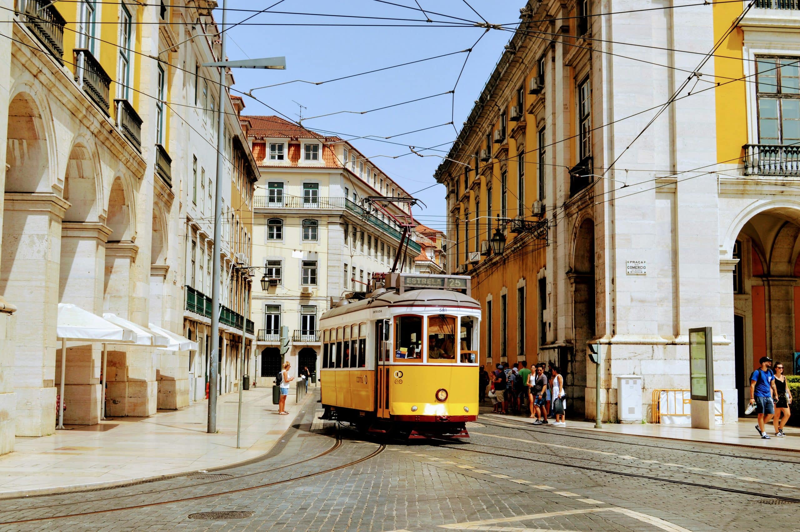 aayush-gupta-Lisbonne visite insolite voyager fado -unsplash