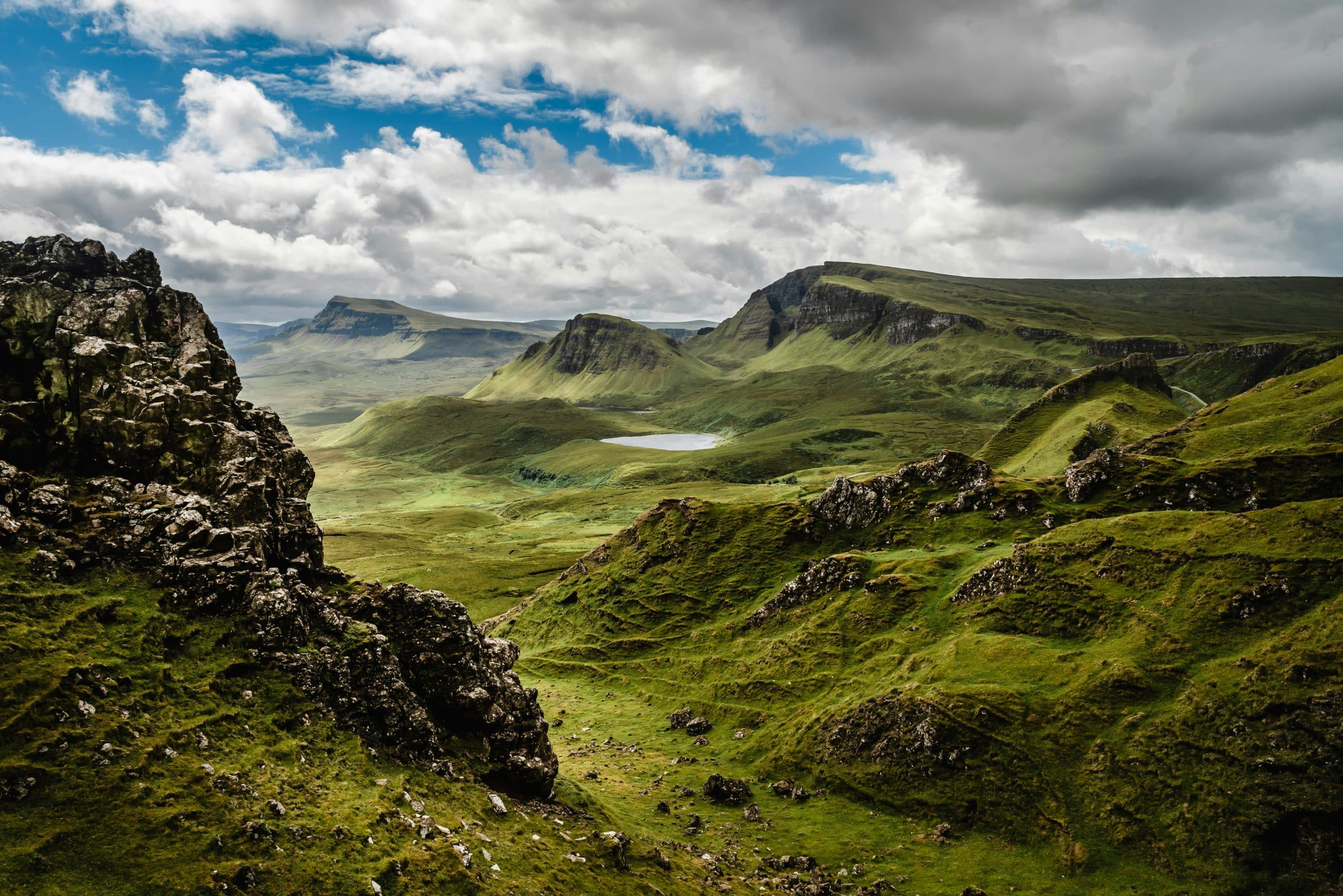 bjorn-snelders-Les beaux paysages de l_île de SKYE visite et exploration depuis l_aveyron, le Tarn et l_Hérault-unsplash