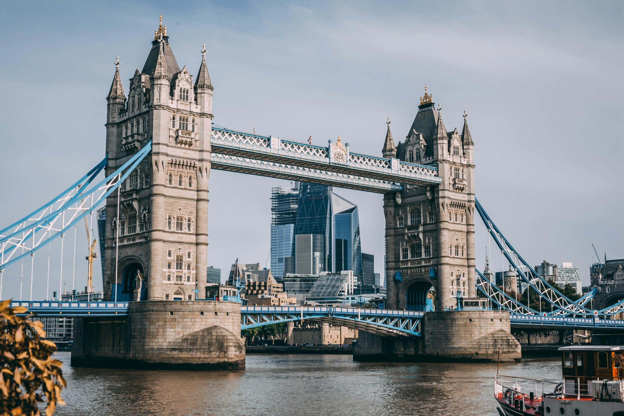 charles-postiaux-london bridge pont voyage groupe franjeau capitale odyssée-unsplash