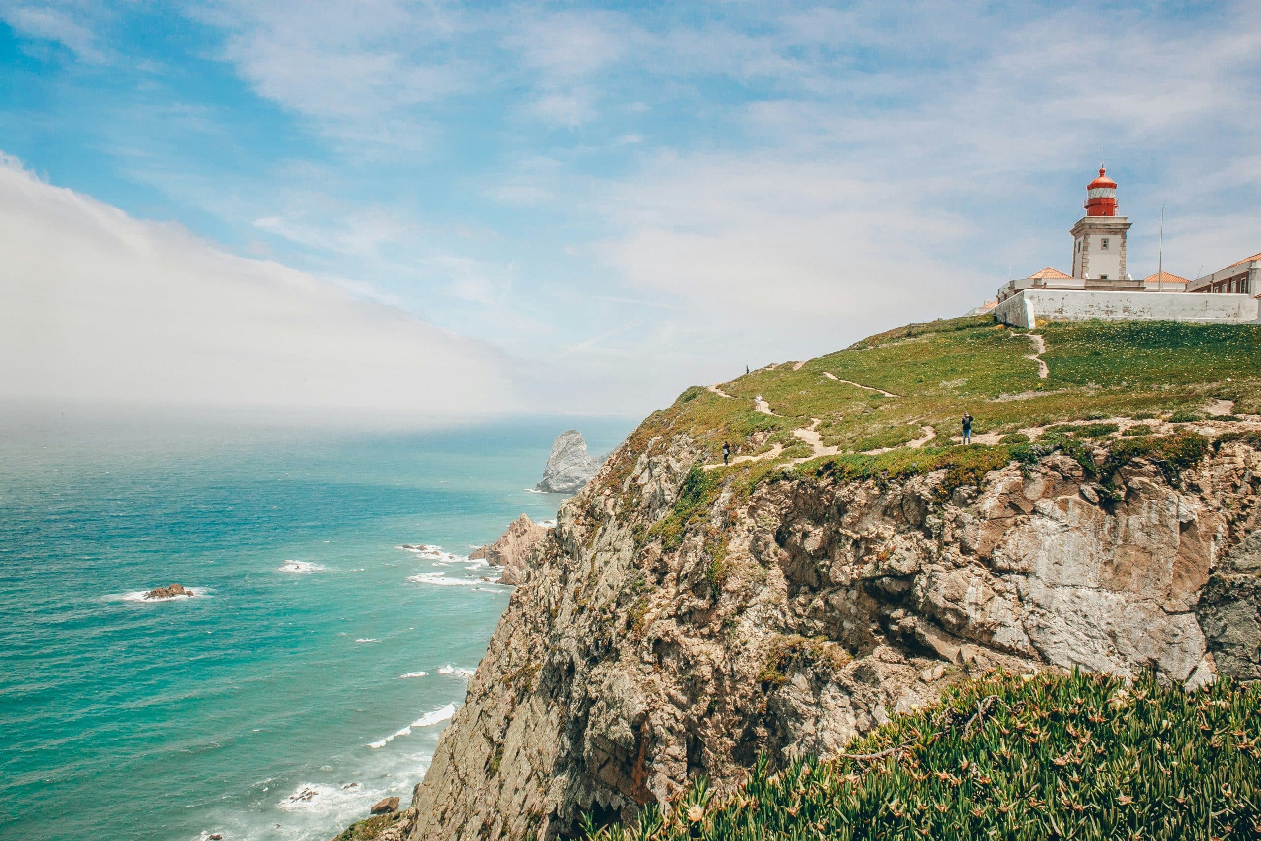 eugene-zhyvchik-CABO DA ROCA bout du monde Europe voyage accompagné bus transport découvrir-unsplash