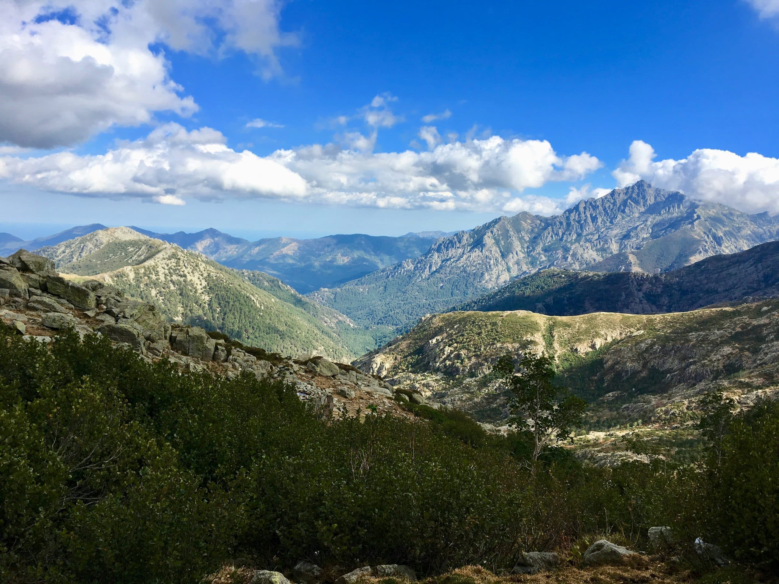 jerome-bertaux-intérieur de la corse montagne route ile continent grand espaces tourisme grand tour franjeau-unsplash