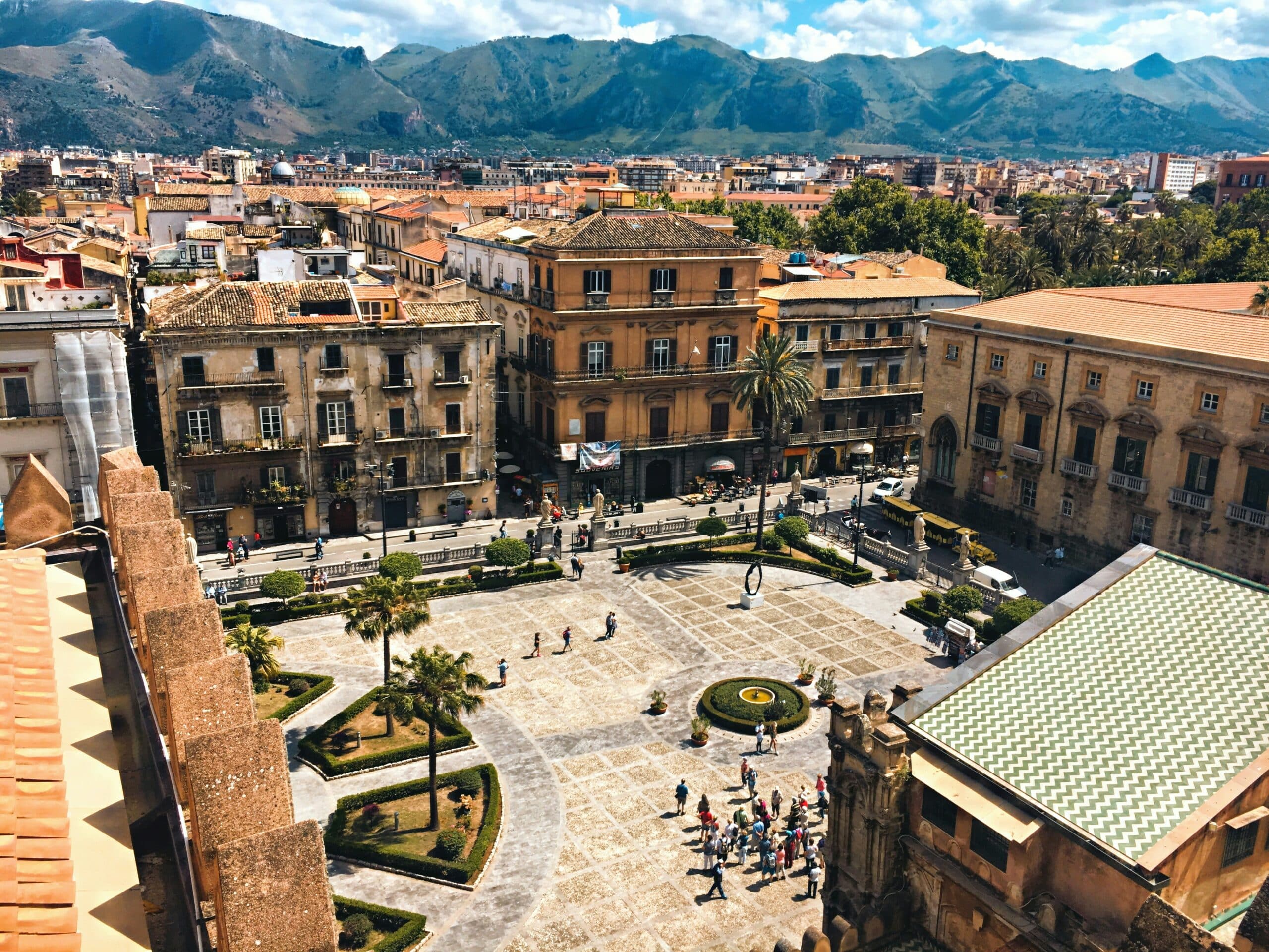 michele-bitetto-PALERME VILLE italienne visite accompagné avec les voyages franjeau-unsplash