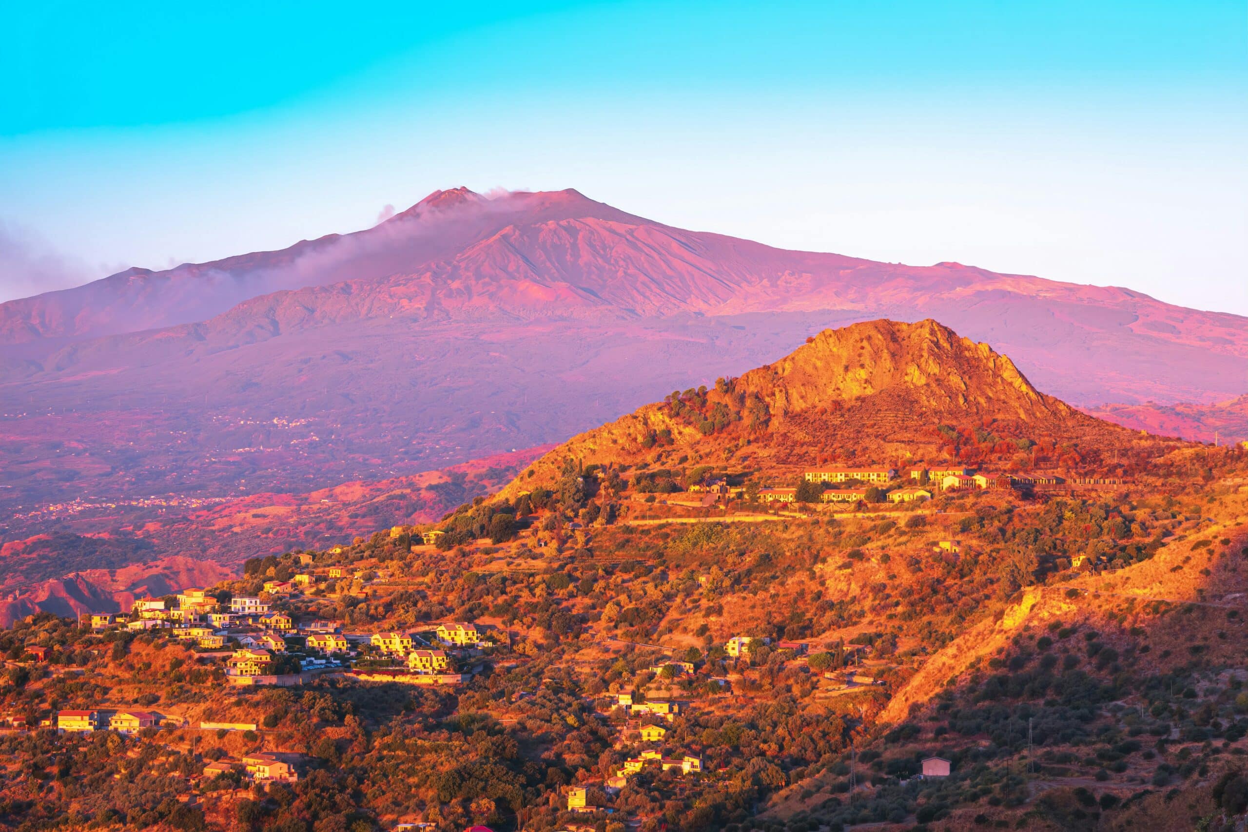 petr-slovacek-Etna montagne volcan italien expédition avec les voyages franjeau-unsplash