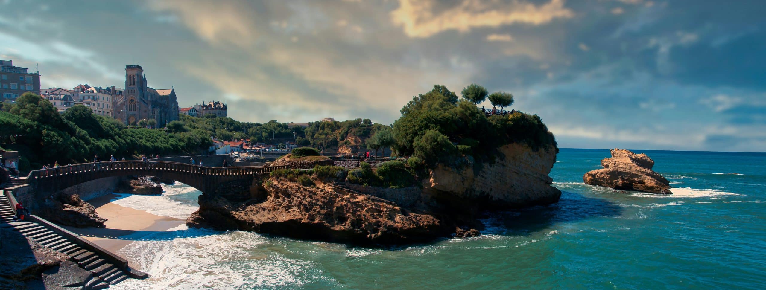 pierre-Biarritz ville basque voyage en groupe cote océanique odysée-unsplash