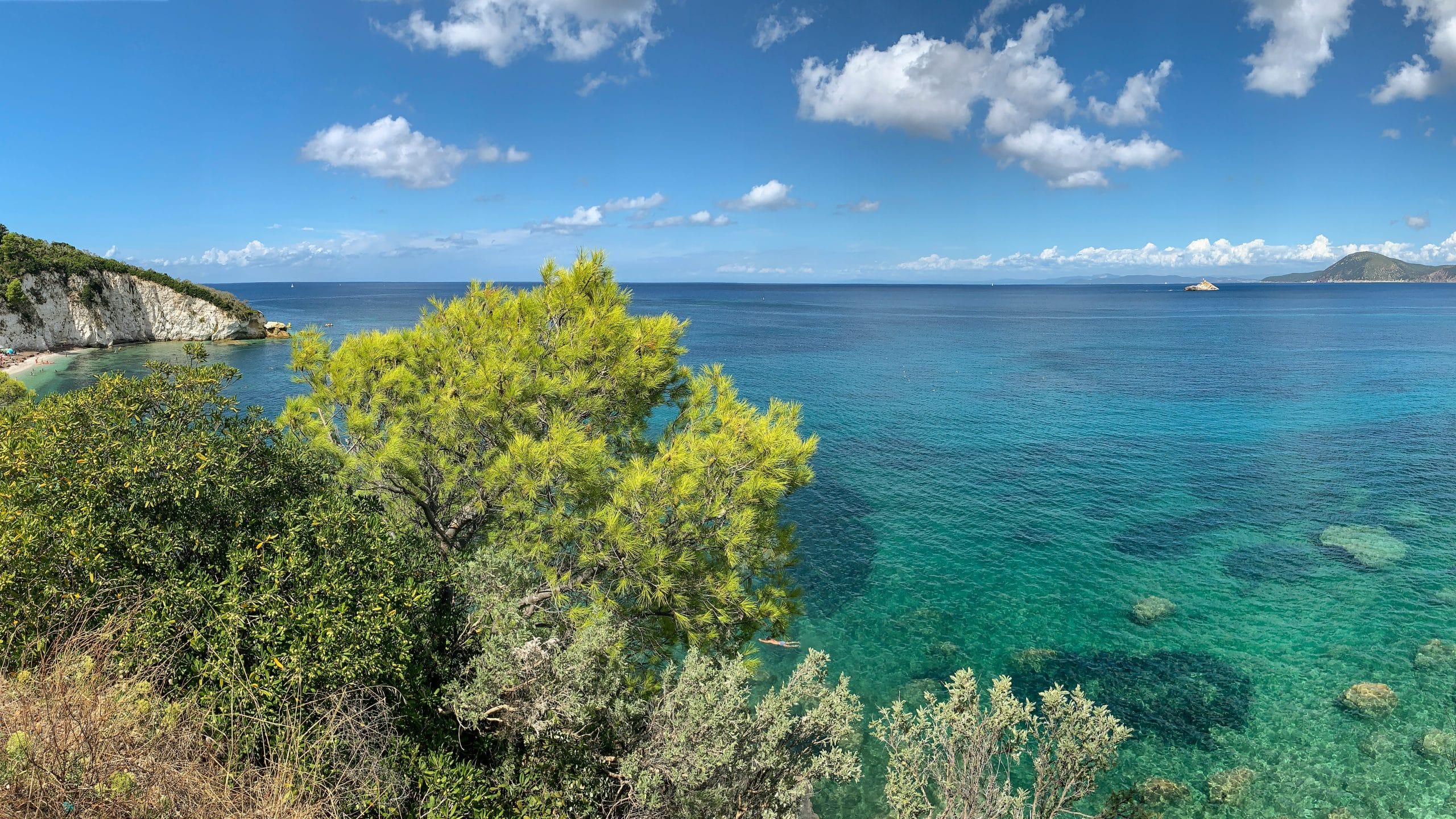 shutter-portoferraio ile d'elbe italie voyage toscane unsplash