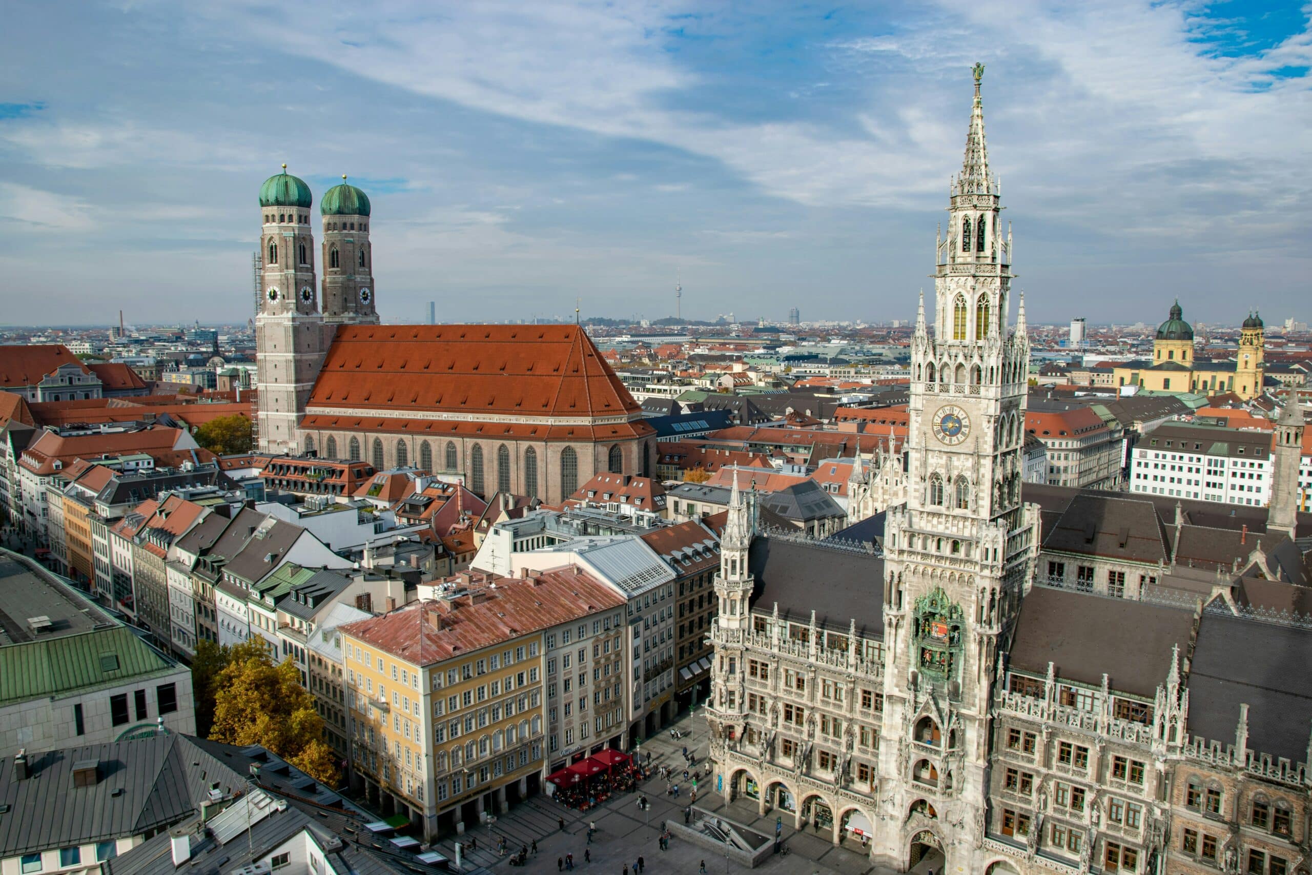 anastasiya-dalenka-Munich, magnifique ville allemagne à visiter, voyage en groupe ave accompagnatrice depuis l'Aveyron -unsplash