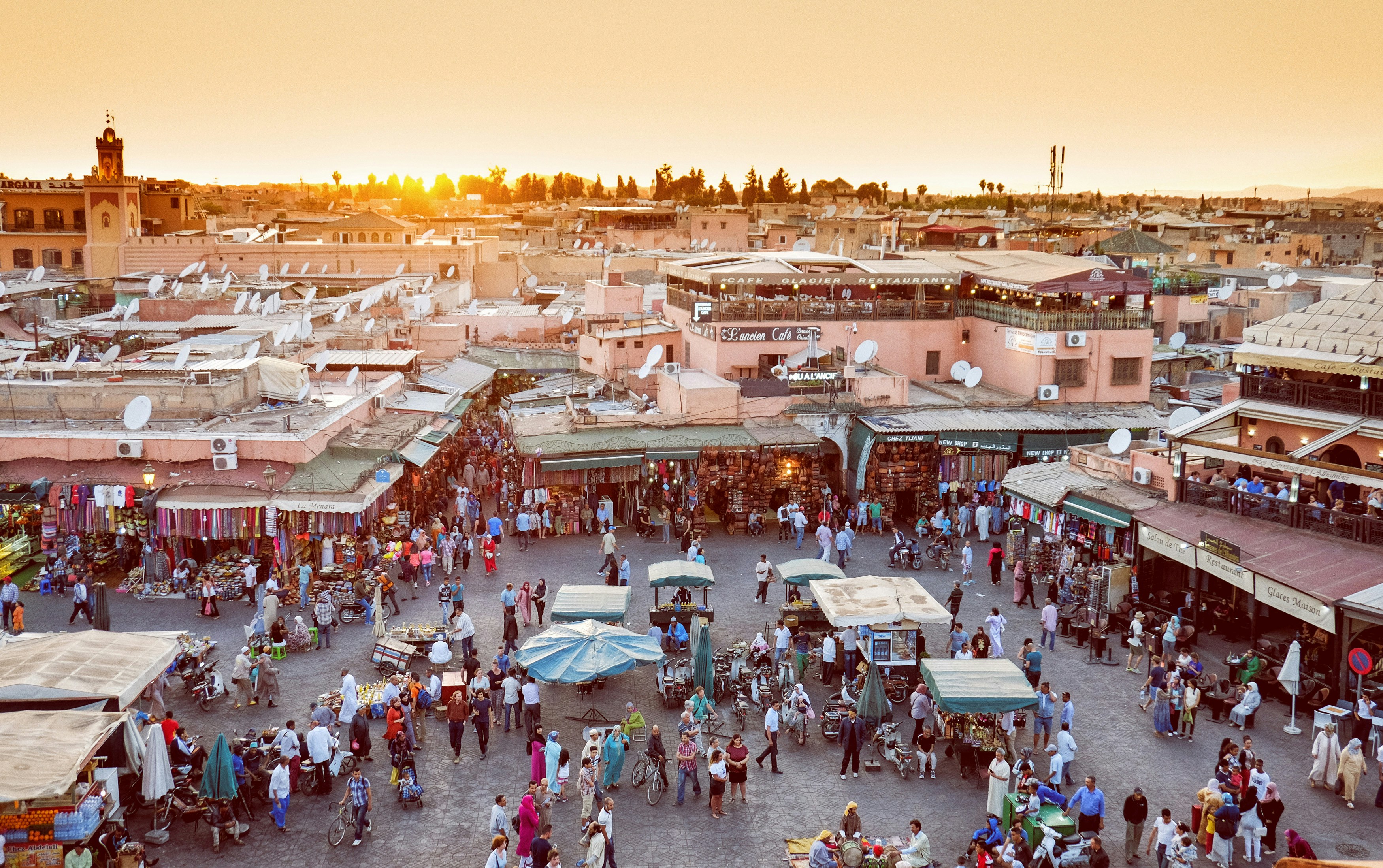calin-stan- Le Souk marocain les voyages Franjeau -unsplash